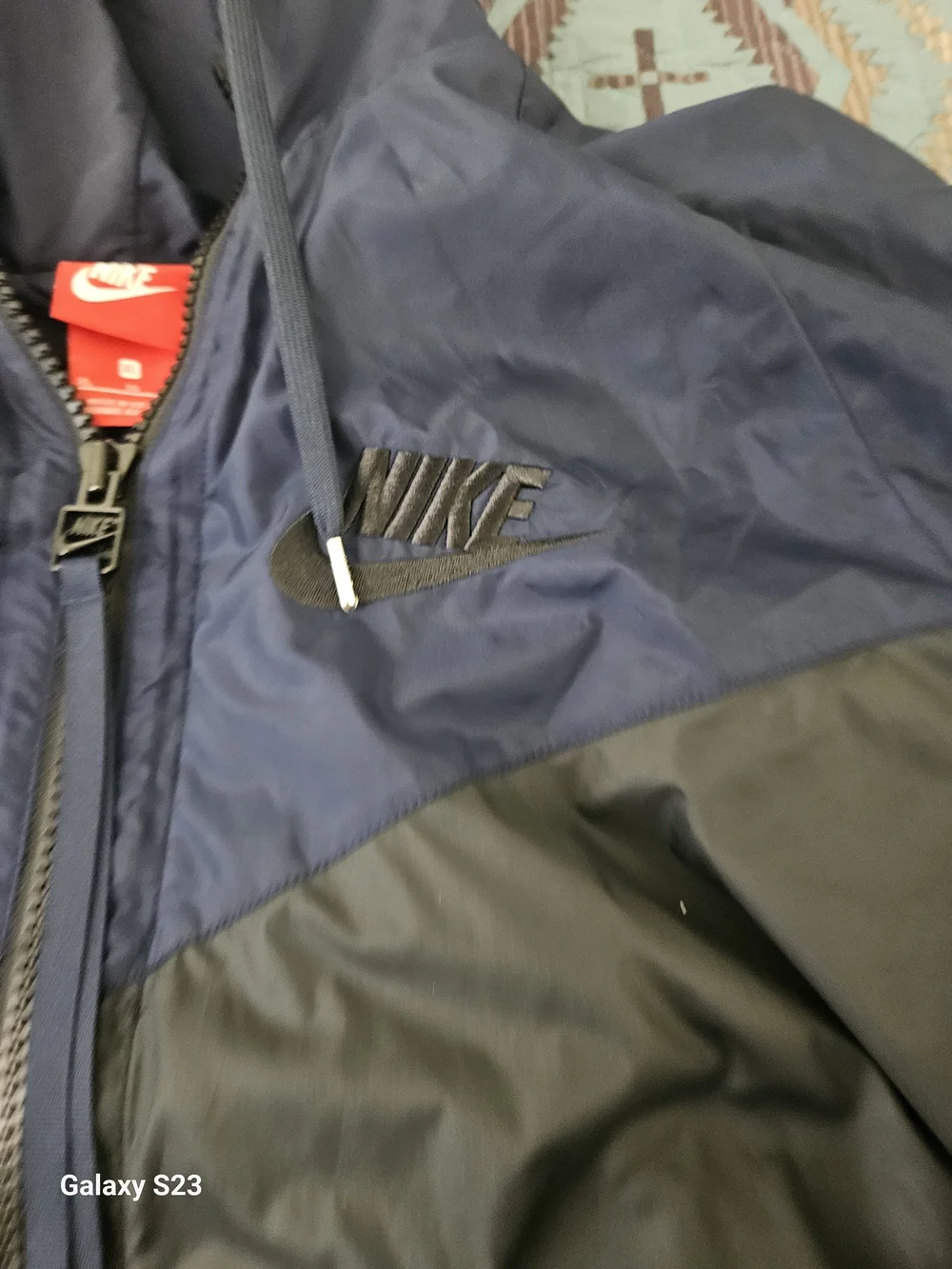 Nike Women's WindRunner Windbreaker Jacket - Navy & Black
